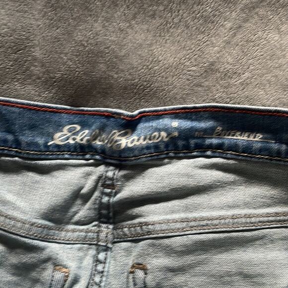 Eddie Bauer boyfriend Jean Bermuda shorts - Picture 2 of 6